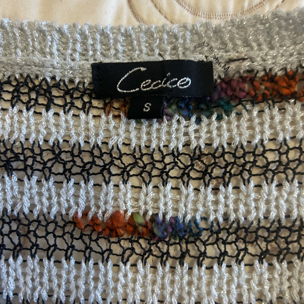 Sparkle Sweater - Picture 10 of 11